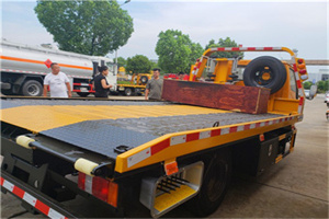 漳平附近拖车电话号码服务